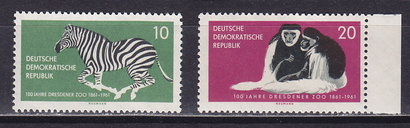 , 1961, 100   . 2 .  825-826