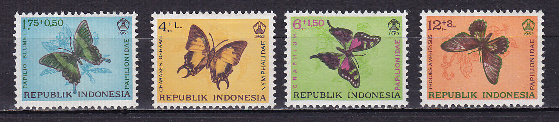 , 1963, . 4 .  421-424