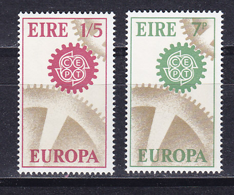 , 1967, . 2 .  192-193