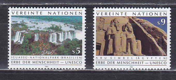  (), 1992,  . 2 .  125-126