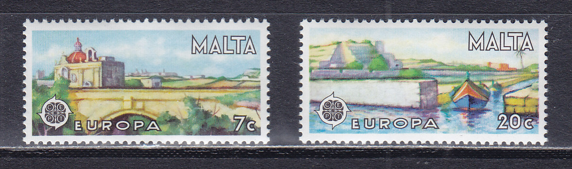 , 1977, . . 2 .  554-555